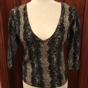 Snake print top